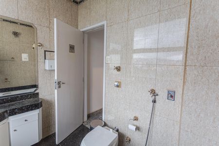 Apartamento à venda com 176m², 3 quartos e sem vagaBanheiro Social