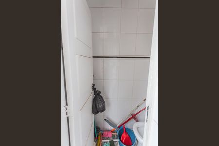 Apartamento à venda com 176m², 3 quartos e sem vagaBanheiro de serviço