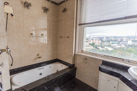 Apartamento à venda com 176m², 3 quartos e sem vagaBanheiro Social