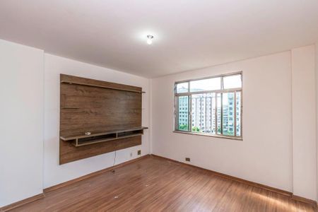 Apartamento para alugar com 80m², 3 quartos e 1 vaga Apartamento para alugar com 80m², 3 quartos e 1 vagaSala