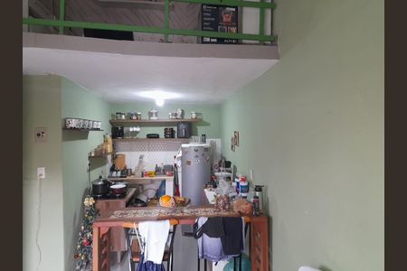 Cozinha de kitnet/studio para alugar com 1 quarto, 27m² em Parque Senhor do Bonfim, Duque de Caxias