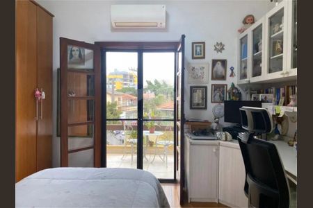 Casa à venda com 3 quartos, 144m² em Jardim São Paulo, São Paulo