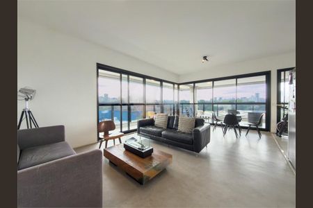 Apartamento à venda com 3 quartos, 142m² em Pinheiros, São Paulo