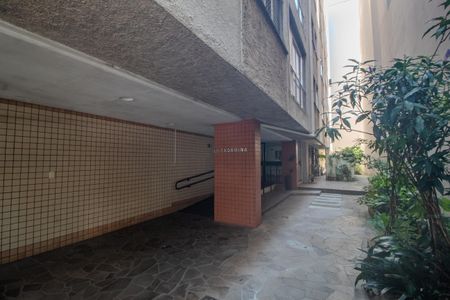 Apartamento à venda com 76m², 2 quartos e 1 vagaHall de entrada