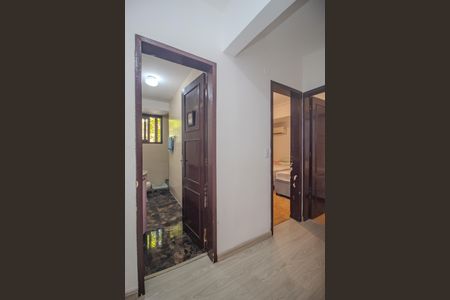 Apartamento à venda com 76m², 2 quartos e 1 vagaCorredor