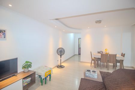 Apartamento à venda com 76m², 2 quartos e 1 vagaSala