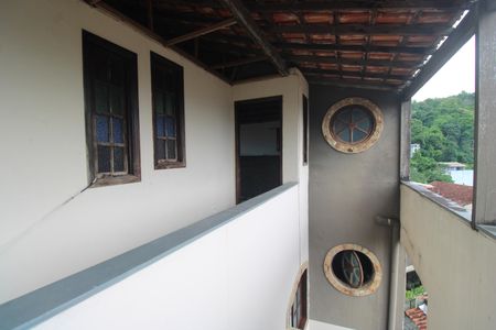 Casa de condomínio à venda com 300m², 2 quartos e 5 vagasTerraço