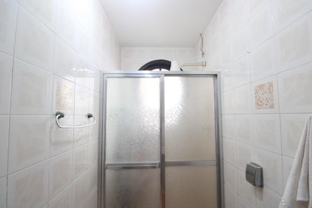 Casa de condomínio à venda com 300m², 2 quartos e 5 vagasBanheiro social