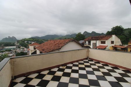 Casa de condomínio à venda com 300m², 2 quartos e 5 vagasTerraço 
