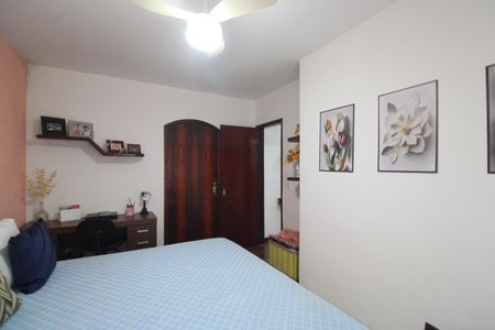 Casa de condomínio à venda com 300m², 2 quartos e 5 vagasQuarto