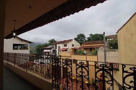 Casa de condomínio à venda com 300m², 2 quartos e 5 vagasSuíte - Vista