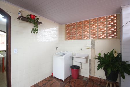 Casa de condomínio à venda com 300m², 2 quartos e 5 vagasÁrea de serviço