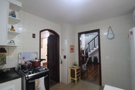 Casa de condomínio à venda com 300m², 2 quartos e 5 vagasCozinha