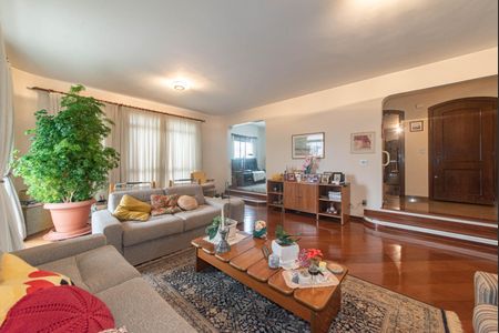 Apartamento para alugar com 210m², 4 quartos e 4 vagasSala