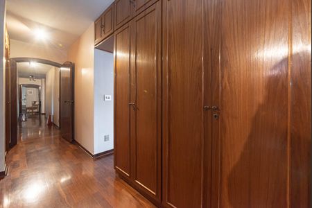 Apartamento para alugar com 210m², 4 quartos e 4 vagasSuite 1