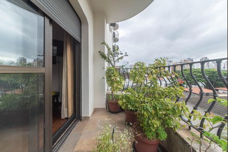 Apartamento para alugar com 210m², 4 quartos e 4 vagasSuite 1 - Vista