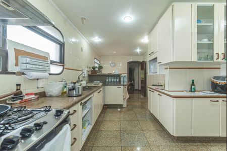 Apartamento para alugar com 210m², 4 quartos e 4 vagasCozinha