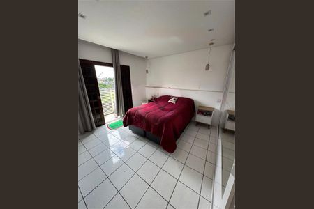 Casa à venda com 3 quartos, 220m² em Jardim Catarina, São Paulo