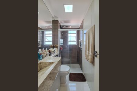 Apartamento à venda com 64m², 2 quartos e 2 vagasBanheiro da Suíte