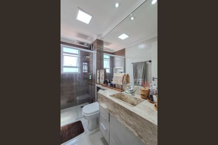 Apartamento à venda com 64m², 2 quartos e 2 vagasBanheiro Social