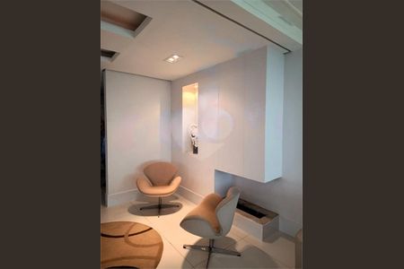 Casa à venda com 325m², 4 quartos e 4 vagas