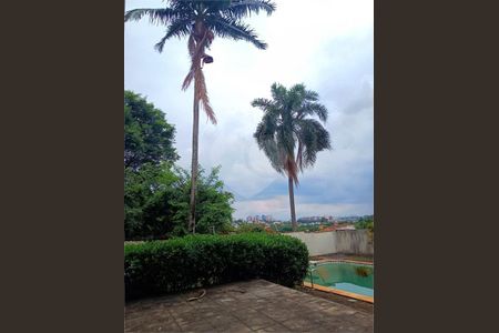 Casa à venda com 325m², 4 quartos e 4 vagas