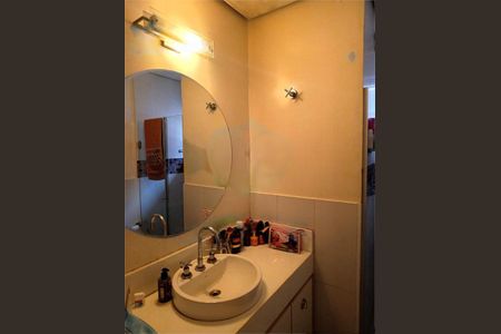 Casa à venda com 325m², 4 quartos e 4 vagas