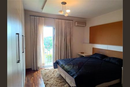 Casa à venda com 325m², 4 quartos e 4 vagas