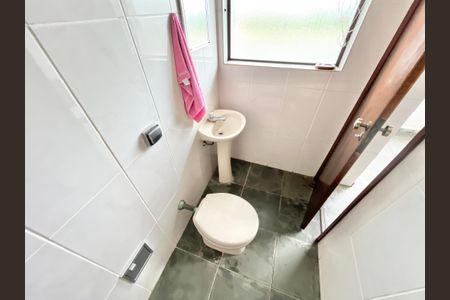 Casa à venda com 355m², 4 quartos e 6 vagas Casa à venda com 355m², 4 quartos e 6 vagasBanheiro de serviço