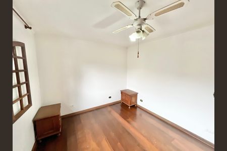 Casa à venda com 355m², 4 quartos e 6 vagas Casa à venda com 355m², 4 quartos e 6 vagasQuarto Suíte 1