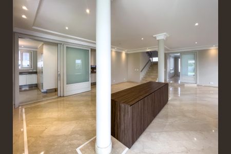 Casa de condomínio à venda com 470m², 5 quartos e 6 vagas Casa de condomínio à venda com 470m², 5 quartos e 6 vagasFoto 12