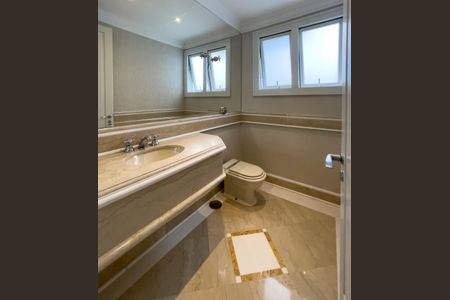 Casa de condomínio à venda com 470m², 5 quartos e 6 vagas Casa de condomínio à venda com 470m², 5 quartos e 6 vagasFoto 06