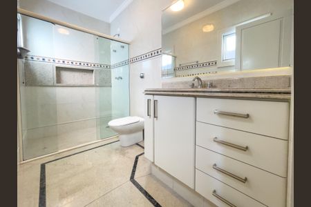 Casa de condomínio à venda com 470m², 5 quartos e 6 vagas Casa de condomínio à venda com 470m², 5 quartos e 6 vagasFoto 30