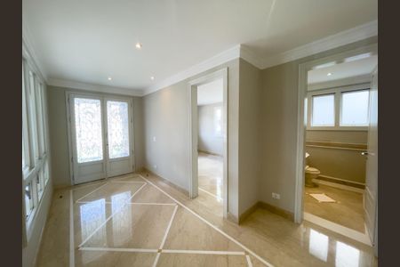 Casa de condomínio à venda com 470m², 5 quartos e 6 vagas Casa de condomínio à venda com 470m², 5 quartos e 6 vagasFoto 05