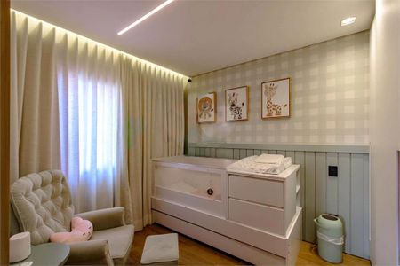 Apartamento à venda com 3 quartos, 117m² em Moema, São Paulo