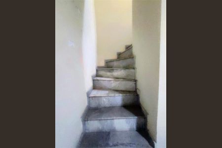 Casa à venda com 80m², 2 quartos e 1 vaga