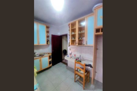 Casa à venda com 80m², 2 quartos e 1 vaga