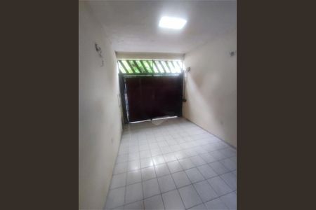 Casa à venda com 80m², 2 quartos e 1 vaga
