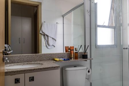 Apartamento à venda com 88m², 3 quartos e 2 vagasBanheiro Social