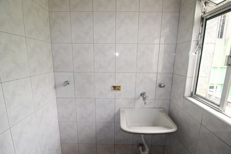 Casa para alugar com 60m², 2 quartos e sem vagaÁrea de Serviço