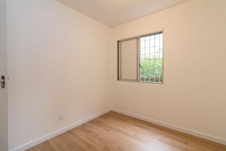 Quarto 1 de apartamento para alugar com 3 quartos, 59m² em Caxingui, São Paulo