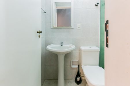 Apartamento para alugar com 59m², 2 quartos e 1 vaga Apartamento para alugar com 59m², 2 quartos e 1 vagaBanheiro