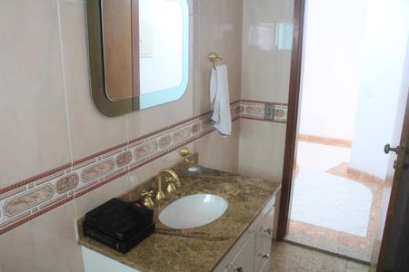 Casa à venda com 540m², 4 quartos e sem vagaLavabo