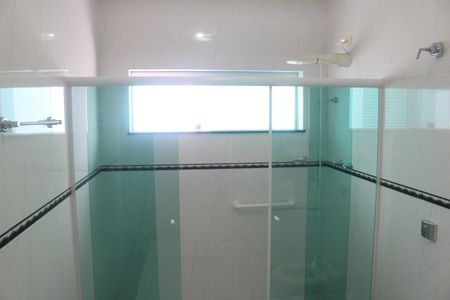 Casa à venda com 540m², 4 quartos e sem vagaBanheiro 1
