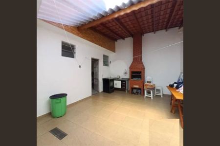 Casa à venda com 220m², 5 quartos e 3 vagas