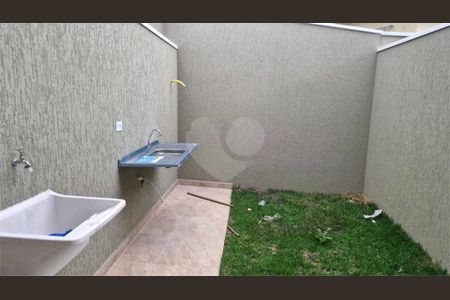 Casa à venda com 2 quartos, 80m² em Jardim Sarah, São Paulo
