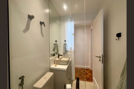 Apartamento à venda com 62m², 1 quarto e sem vagaBanheiro