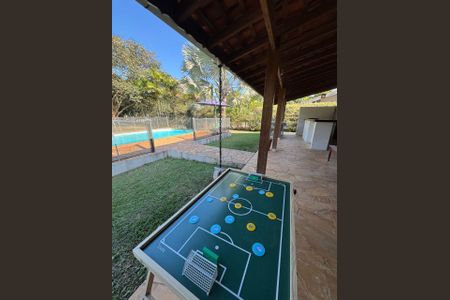 Casa de condomínio à venda com 380m², 4 quartos e 5 vagasFoto 01