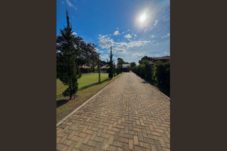 Casa de condomínio à venda com 380m², 4 quartos e 5 vagasFoto 01