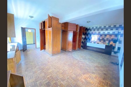 Casa à venda com 4 quartos, 540m² em Lapa, São Paulo